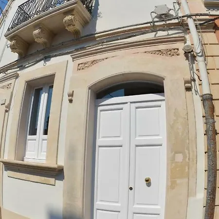 Casa Euribia アパート アウグスタ